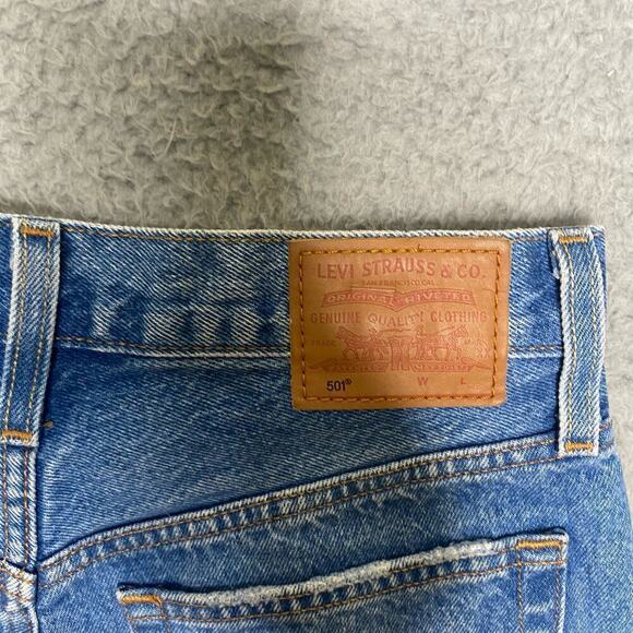 Levis 501 womens BIG E high waisted jean denim shorts distressed button fly 26 - Picture 3 of 11